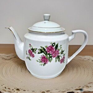 Vintage Hand Painted Porcelain Teapot Pink Roses Gold Trim Liling China EUC